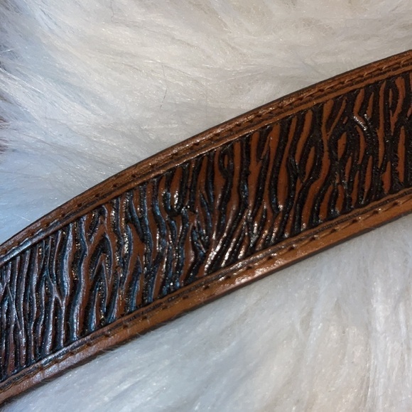 BROWN cowhide Leather belt zebra texture unisex made in USA brass buckle size 34 - Picture 6 of 15